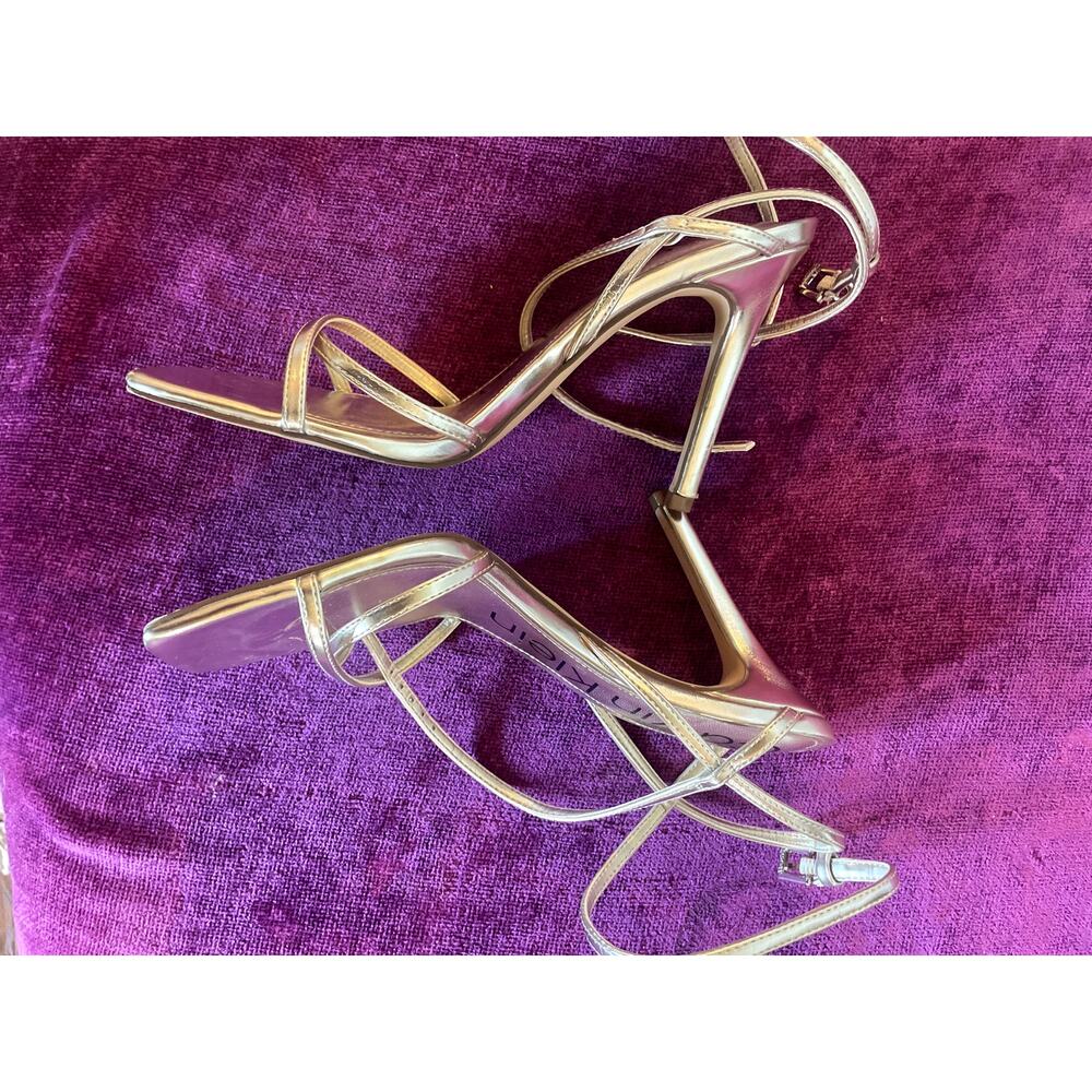 CALVIN KLEIN Tegin Square Toe Metallic Strappy Sandals Shoes Ankle Wrap Size 8 - Picture 5 of 9